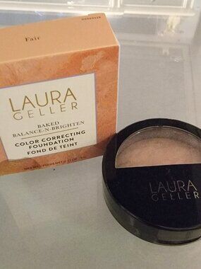 NIB Laura Geller Baked Balance-N-Glow Color Correcting Foundation FAIR $38